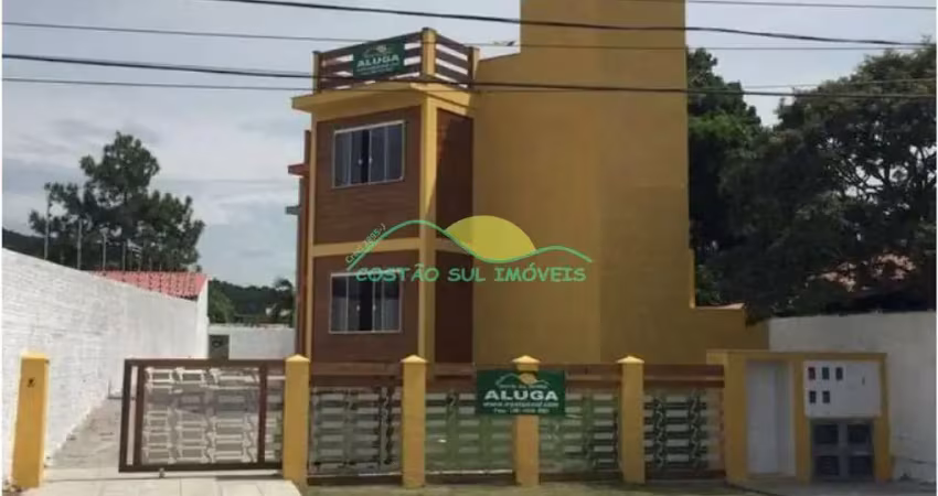 Casa com 2 quartos para alugar na Rua Manoel Pedro Vieira, 800, Morro das Pedras, Florianópolis