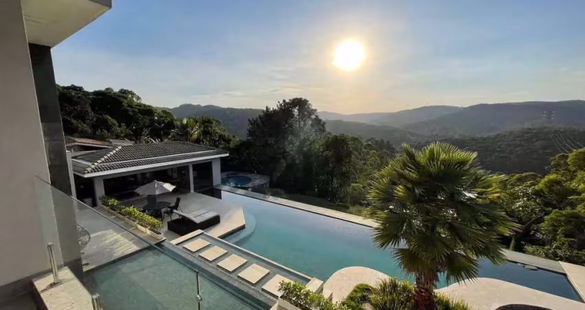 Casa com 5 dormitórios à venda, 1000 m² por r$ 7.300.000,00 - serra da cantareira - mairiporã/sp