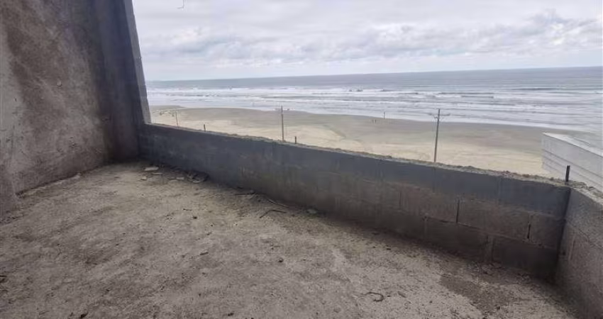 Apto de 2 Dorm c/ SUÍTE, PRÉDIO FRENTE MAR, 70,72 de área útil. BAIRRO: CAIÇARA.