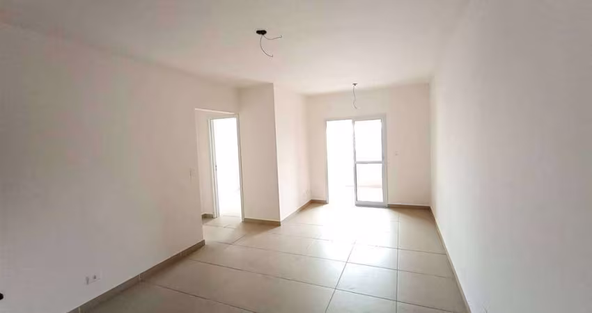 Apto de 2 Dorm, sendo c/ 1 suíte, c/ sacada, 72,34 m² de área útil. Bairro: GUILHERMINA.