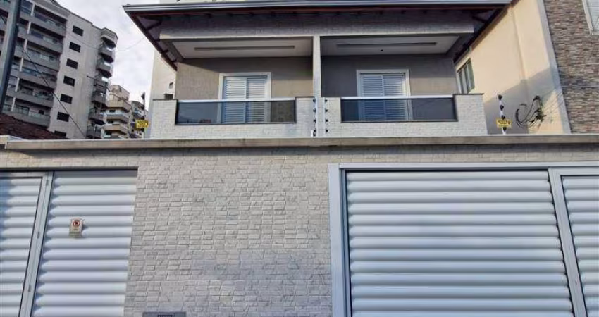 Sobrado c/ 3 Dorm sendo 3 SUÍTES, VISTA MAR, 125 m² de área útil. BAIRRO: OCIAN.