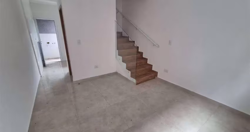 Casa de cond. c/ 2 dorm, 58 m² de área útil. bairro: tupi.