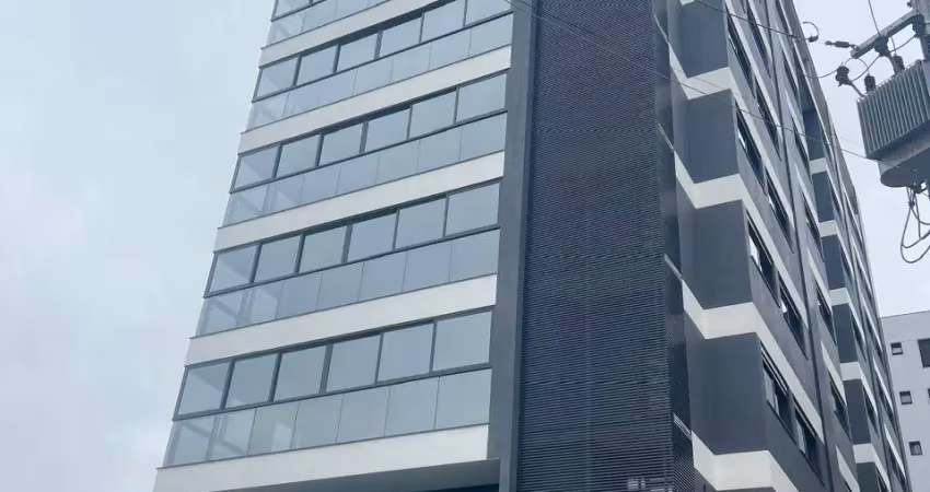 Apartamento com 3 quartos para alugar no América, Joinville 