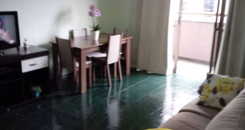 Apartamento à Venda