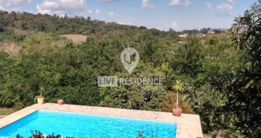 Linda Chácara em Condomínio com muita área verde e Lagos