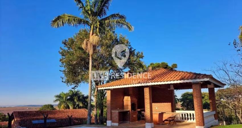 Capela do Barreiro topografia plana construção 320m²
