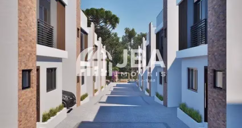 Sobrado em Condomínio 3 Quartos Santa Cândida 88m²