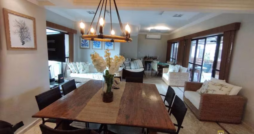 Cobertura com 3 dormitórios à venda, 200 m² por R$ 1.500.000,00 - Tombo - Guarujá/SP