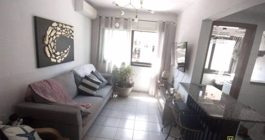 Apartamento com 1 dormitório à venda, 48 m² por R$ 350.000,00 - Tombo - Guarujá/SP