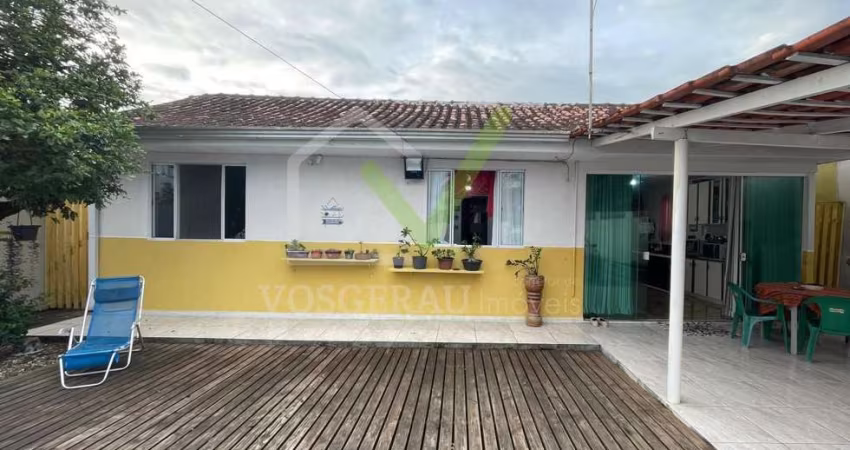 Casa para Venda em Matinhos, Balneário Gaivotas, 3 dormitórios, 2 banheiros, 3 vagas