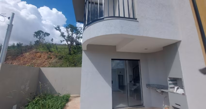 casa geminada  a venda  com 1 suites proximo ao centro