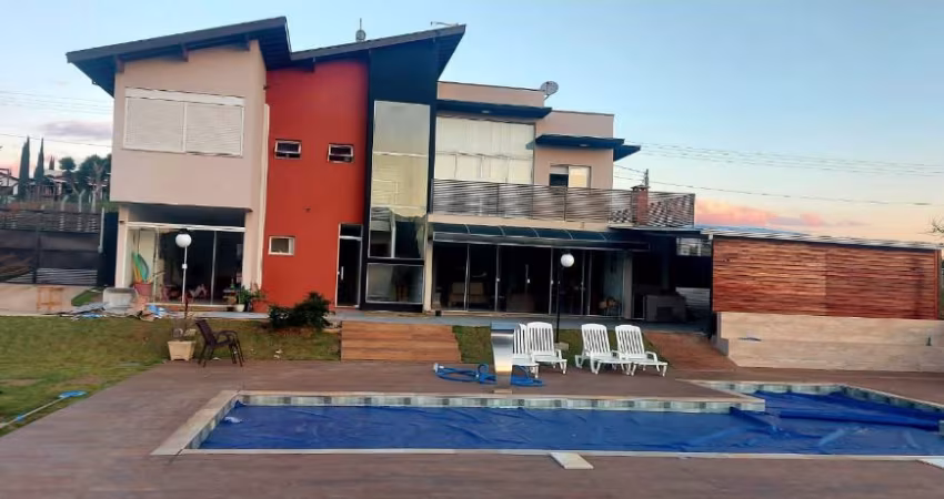 CASA DE ALTO PADRAO CAMPO ALEGRE