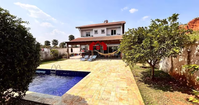 Casa em Condomínio para Venda em Cotia, Granja Viana, 3 dormitórios, 3 suítes, 4 banheiros, 4 vagas
