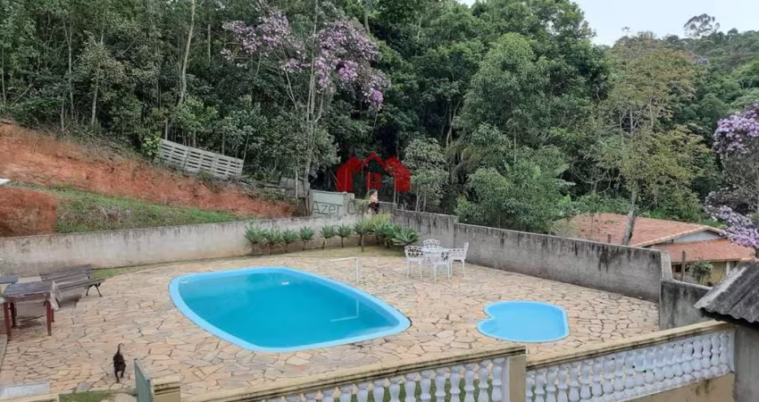 Chácara para Venda em São Roque, São Roque, 1 dormitório, 1 suíte, 2 banheiros, 5 vagas