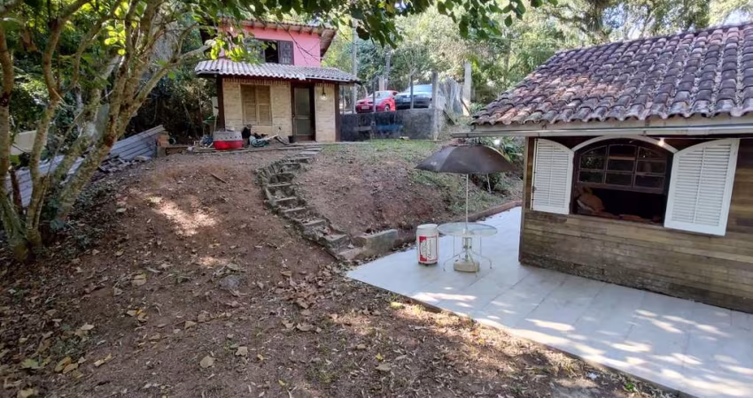 Casa para Venda em Cotia, Jardim Santa Paula, 3 dormitórios, 1 suíte, 2 banheiros, 2 vagas