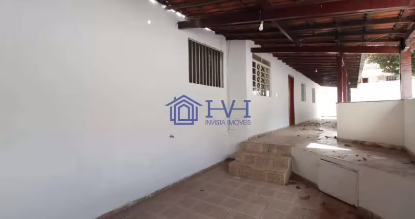 Casa com 4 quartos à venda na Santa Mônica, Belo Horizonte 