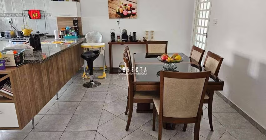 Casa Térrea, Jardim Jequitibá - 3 dormitórios com 1 suíte, 188 m²