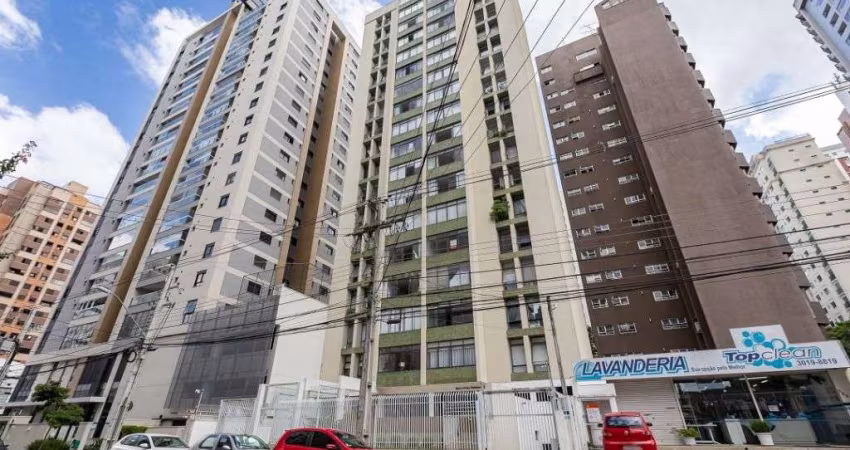 Apartamento com 3 dormitórios para alugar, 100 m² por R$ 2.500,00 + TAXAS/mês - Cabral - Curitiba/PR