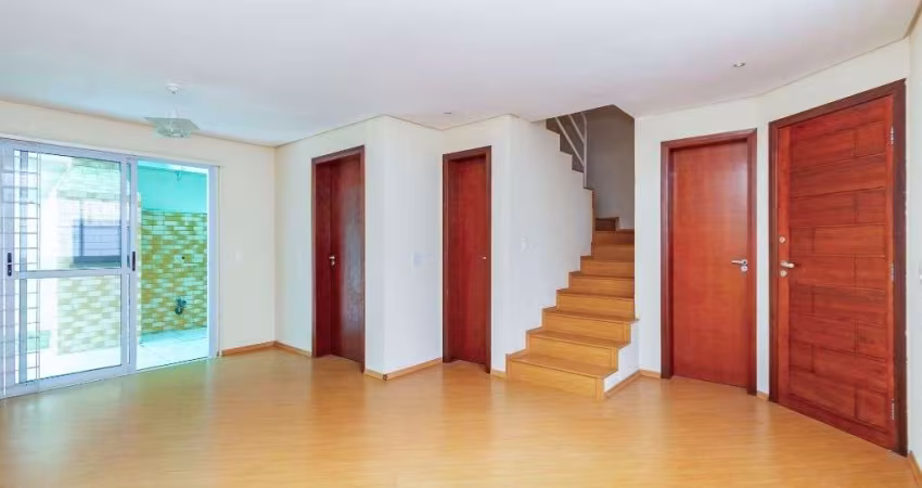 Sobrado com 3 dormitórios para alugar, 127 m² por R$ 3.550/mês - Boqueirão - Curitiba/PR