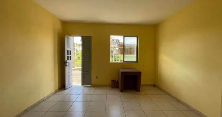 Casa com 2 quartos à venda na Estrada da Rainha, 118, Barbalho, Salvador