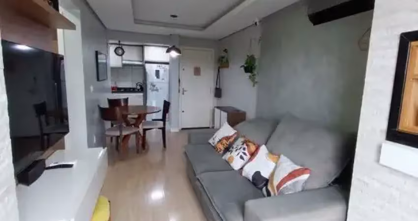 Apartamento com móveis no Esplanada