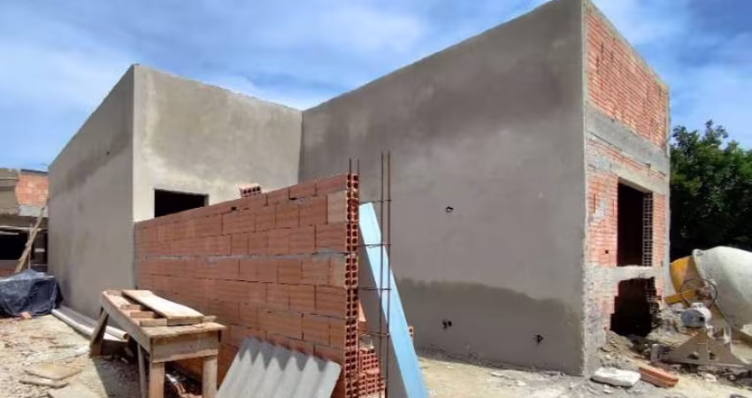 Casa para Venda em Curitiba, Uberaba, 3 dormitórios, 1 suíte, 2 banheiros, 3 vagas