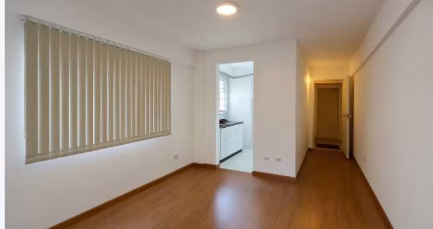Apartamento para Venda em Curitiba, Portão, 1 dormitório, 1 banheiro, 1 vaga
