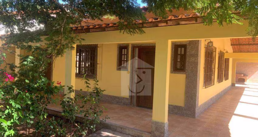 Casa com 2 dormitórios à venda, 170 m² por R$ 400.000,00 - Itapeba - Maricá/RJ