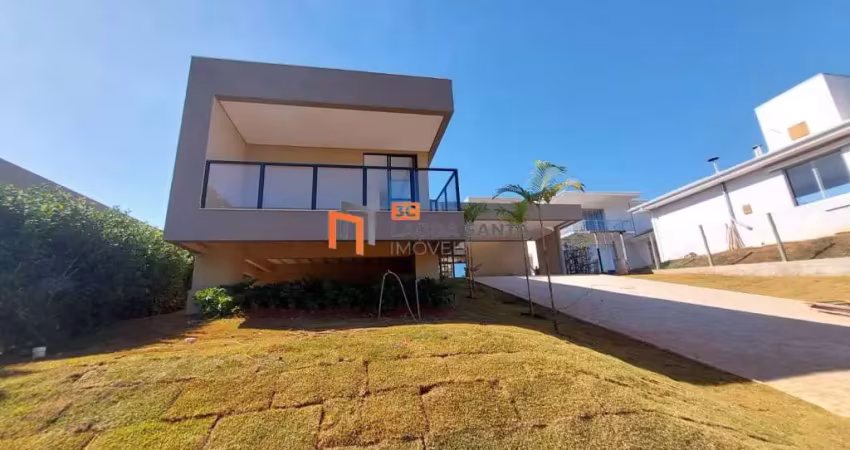 LINDA CASA NO CONDOMÍNIO SONHO VERDE - LOCALIZADA A 2,1 KM DA ORLA DA LAGOA