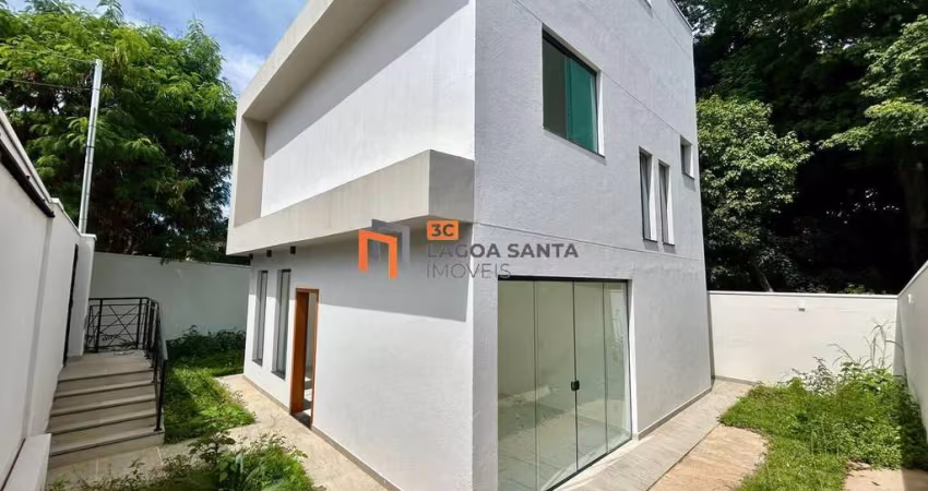 CASA DUPLEX NO BAIRRO OVÍDIO GUERRA - A 1,5 KM DA LAGOA CENTRAL