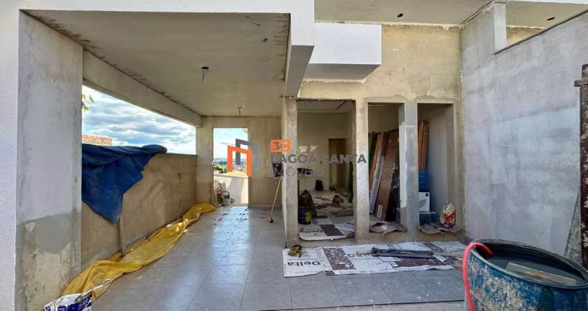 CASA DE TRES QUARTOS NO BAIRRO JARDIM IMPERIAL Á 5 KM DA ORLA DA LAGOA