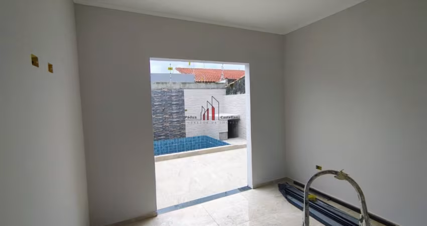 Casa para Venda em Itanhaém, Tupy, 2 dormitórios, 1 suíte, 1 banheiro, 2 vagas