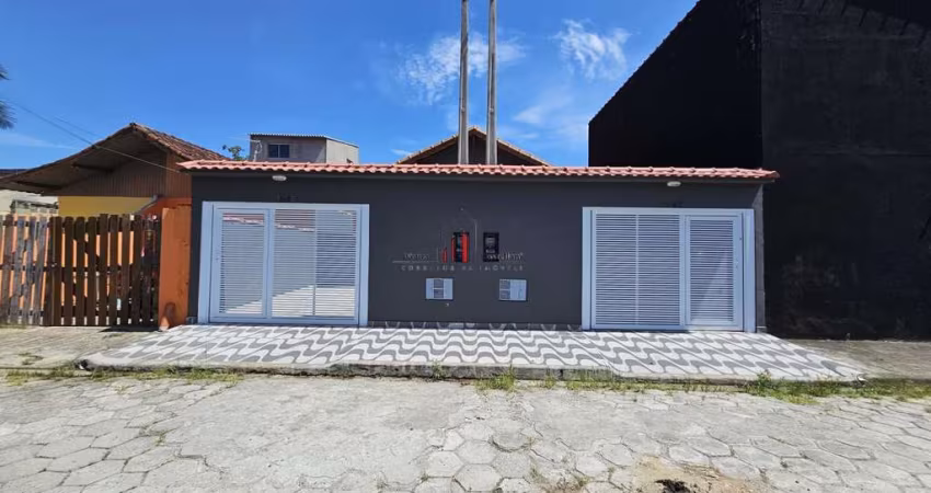 Casa para Venda em Itanhaém, Suarão, 2 dormitórios, 1 suíte, 1 banheiro, 2 vagas