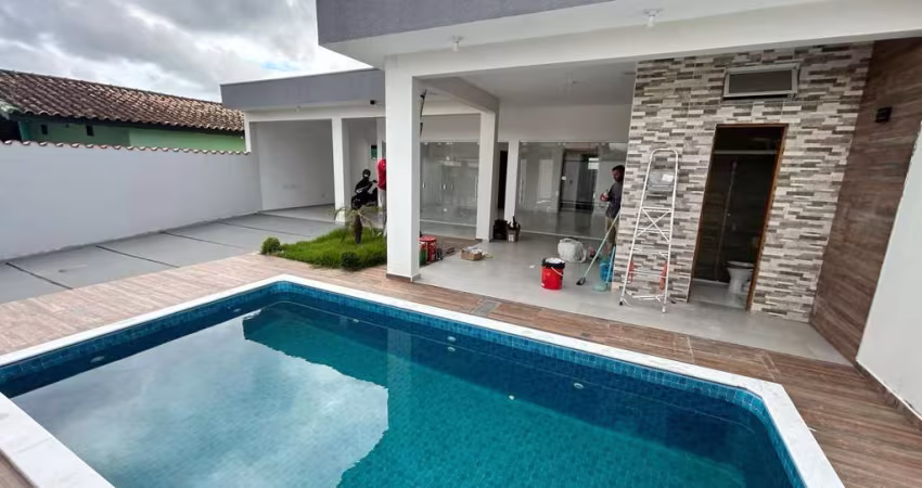 Casa para Venda em Itanhaém, Bopiranga, 3 dormitórios, 1 suíte, 2 banheiros, 3 vagas