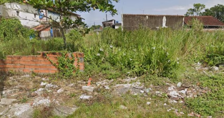 Terreno no bairro Vera Cruz em Mongaguá com 275 m² de área total
