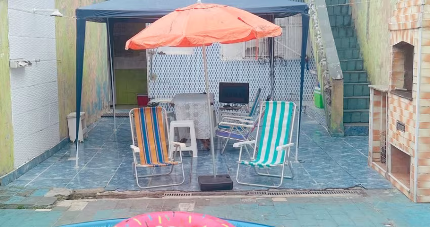 Casa no Bairro Jardim sabauna, no litoral sul de São Paulo, lado serra á 100 metros da rodovia