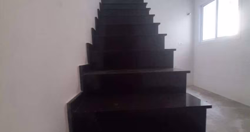 Cobertura com 2 Dormitórios,  1 Vaga e com 101M² em Vila Helena por R$ 415.000.