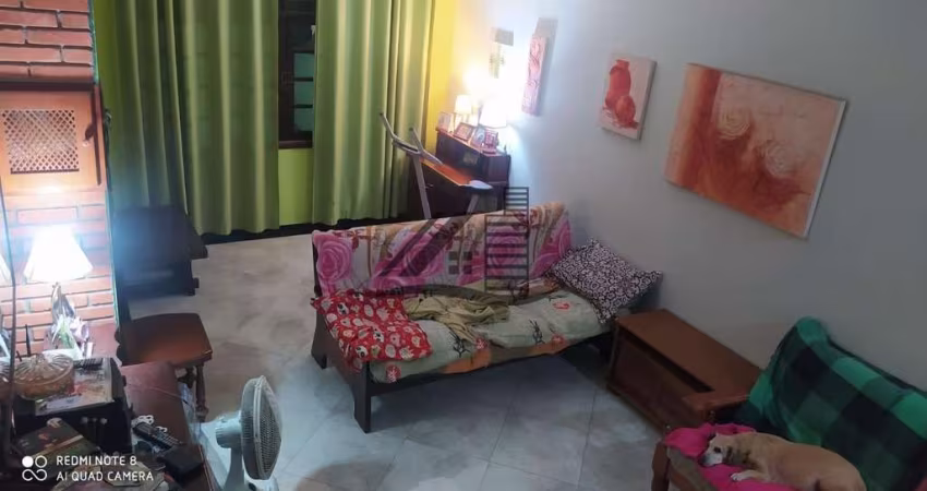 Venda de casa em Parque das Nações, Santo André: 170m², 2 dorms, 1 suíte, 2 banheiros. Oportunidade por R$ 850.000!