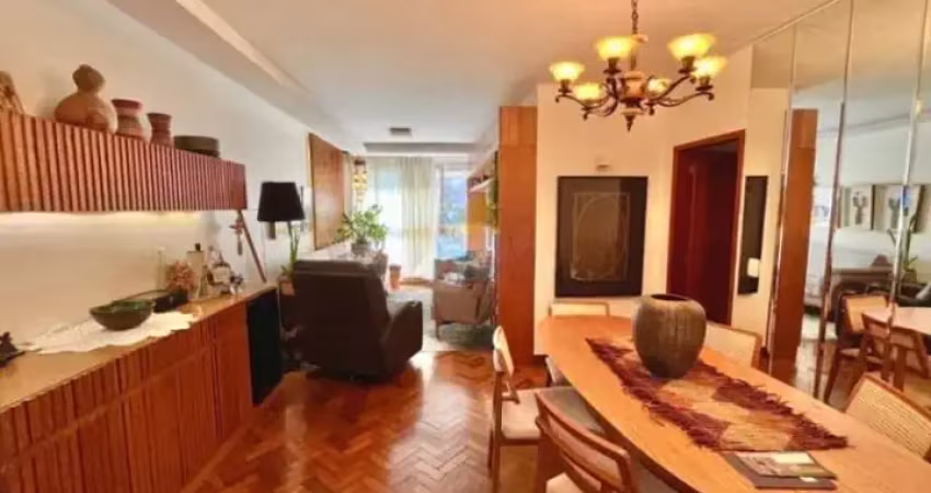 Excelente apartamento 2 quartos(suíte)copacabana-1 vaga- 93m2 - entrar e morar.
