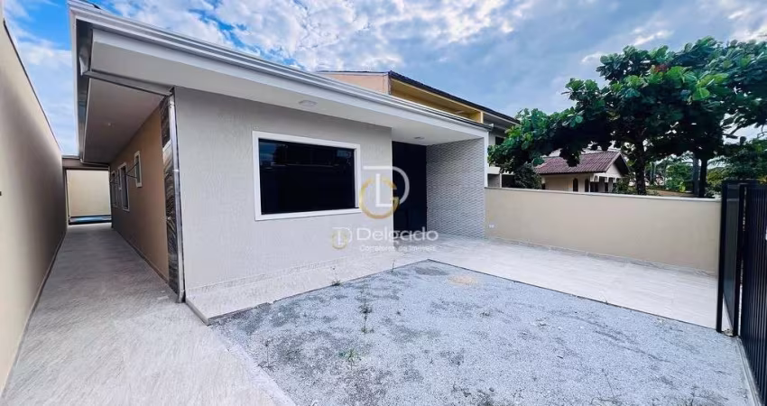 Casa a venda com piscina Pontal do Parana