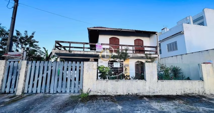 Sobrado faixa mar a venda