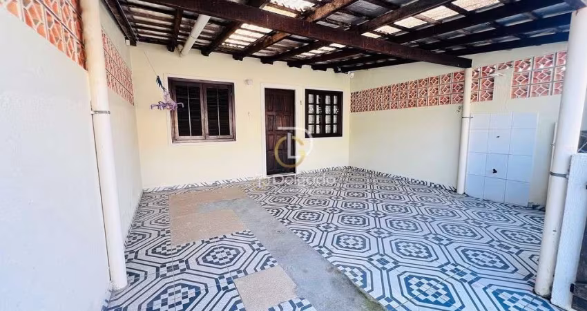 Casa com piscina a venda perto da praia