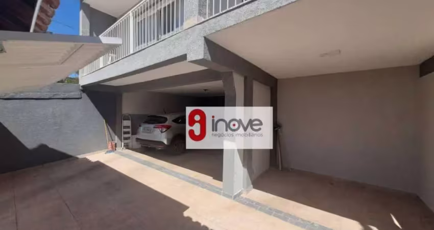 Ótima casa à venda terreno inteiro em excelente localização