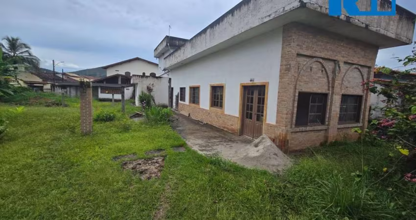Área Exclusiva Próxima à Prainha - Caraguatatuba