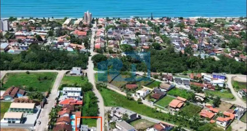 Casa a venda na praia do capricórnio em Caraguatatuba