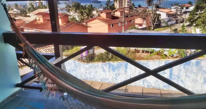 Sobrado charmoso com vista deslumbrante para o mar em local privilegiado