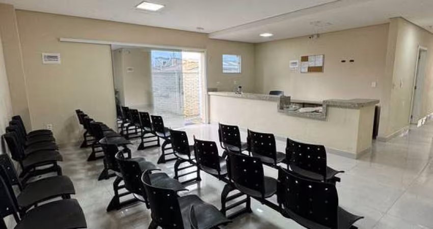 Sala comercial com 8 salas para alugar no Indaiá, Caraguatatuba 