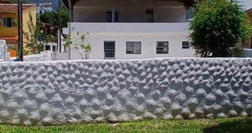 Casa de Praia à Venda – Praia da Cocanha, Caraguatatuba/SP
