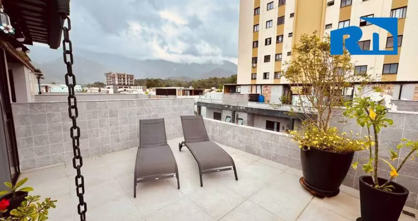Sobrado triplex com vista mar na praia da massaguaçu