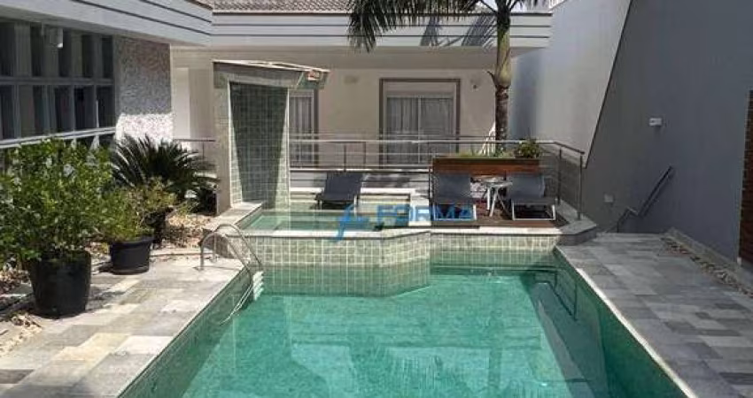 Casa Exclusiva em Condomínio Fechado com Vista Panorâmica Deslumbrante